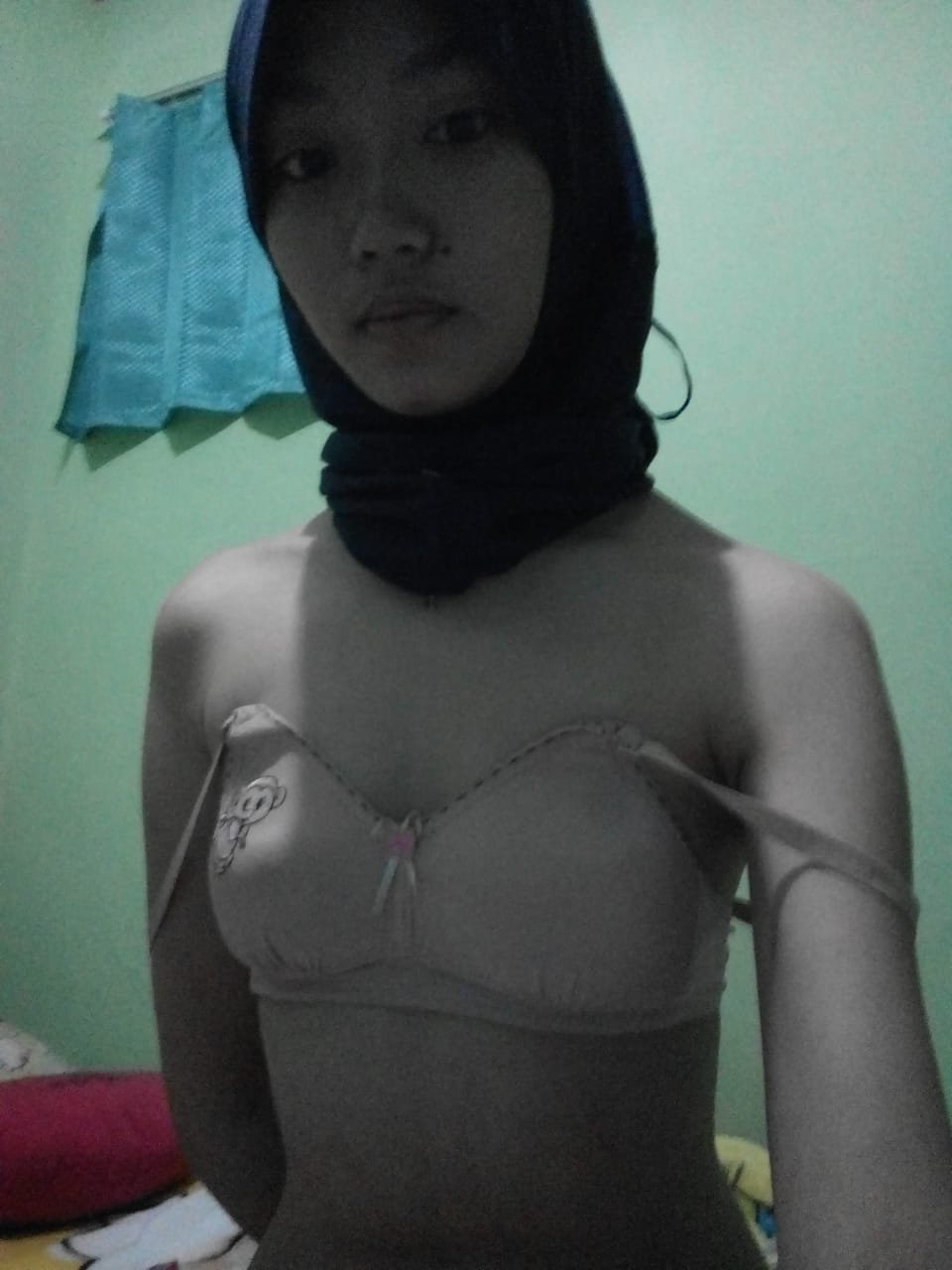 Ome TV Video Viral, Video Kakak Jilbab Hitam Nurut Banget