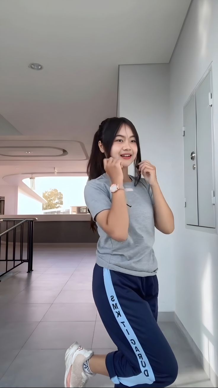 Latest Abg Smp Video Viral 2026 on Social Media in 2025 Adek Imut Masih Orsinil Sebelum Tidur Belajar Wiwik Bareng Kakak Sma of All Time Trending New Ibu Tiri Yg Viral
